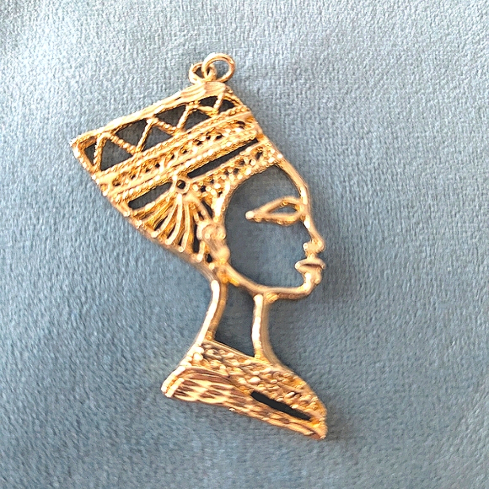 Michele Lynn Gold Toned Nerfatti Pendant